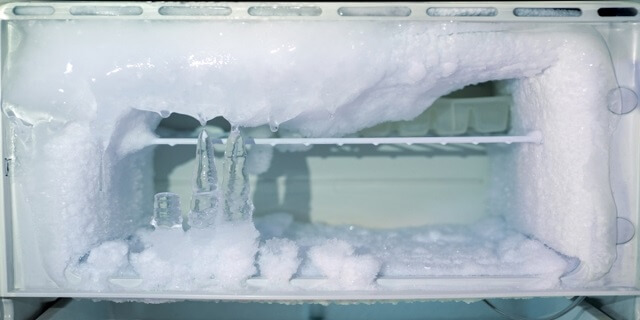 Лёд в морозильной камере Liebherr